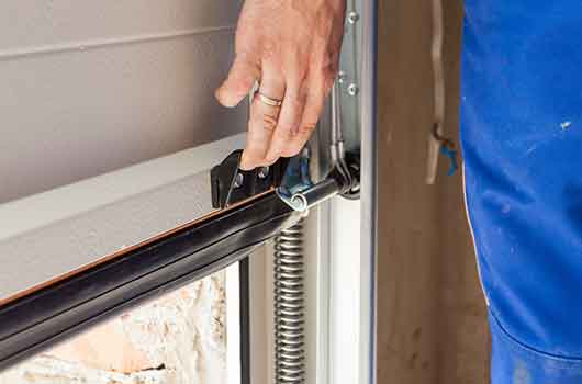 Smith Garage Door Repair & Installation